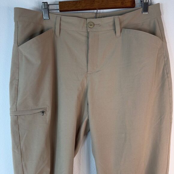 Eddie Bauer Tan Cargo Capri Pants Womens 12 Outdoor Hiking Utility Gropcore - Picture 4 of 10